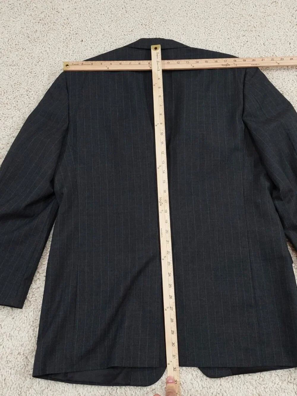Brooks Brothers Grey Pinstriped Wool, 2 Piece Suit, Blazer 44L, Pants 38x30.5